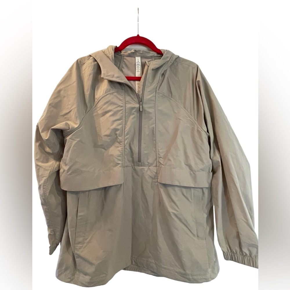 Lululemon 1/2 Zip Pullover - image 1